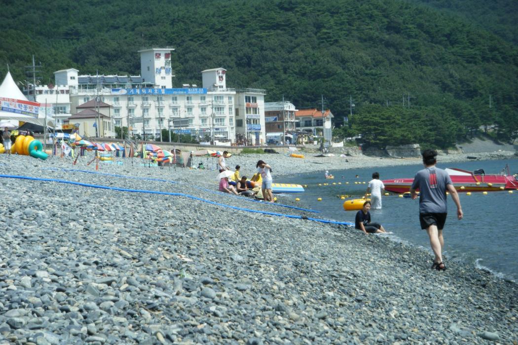 Sandee Hakdong Mongdol Beach Photo