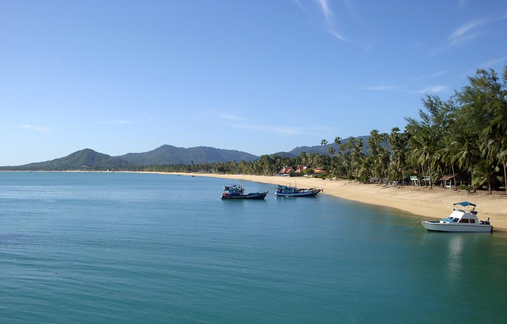 Sandee Maenam Beach Photo