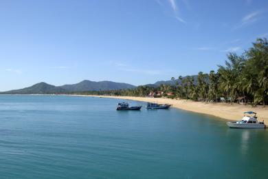 Sandee Maenam Beach Photo