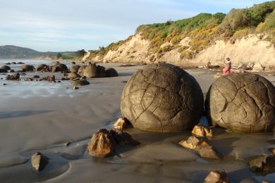 Sandee - Moeraki Boulders Beach