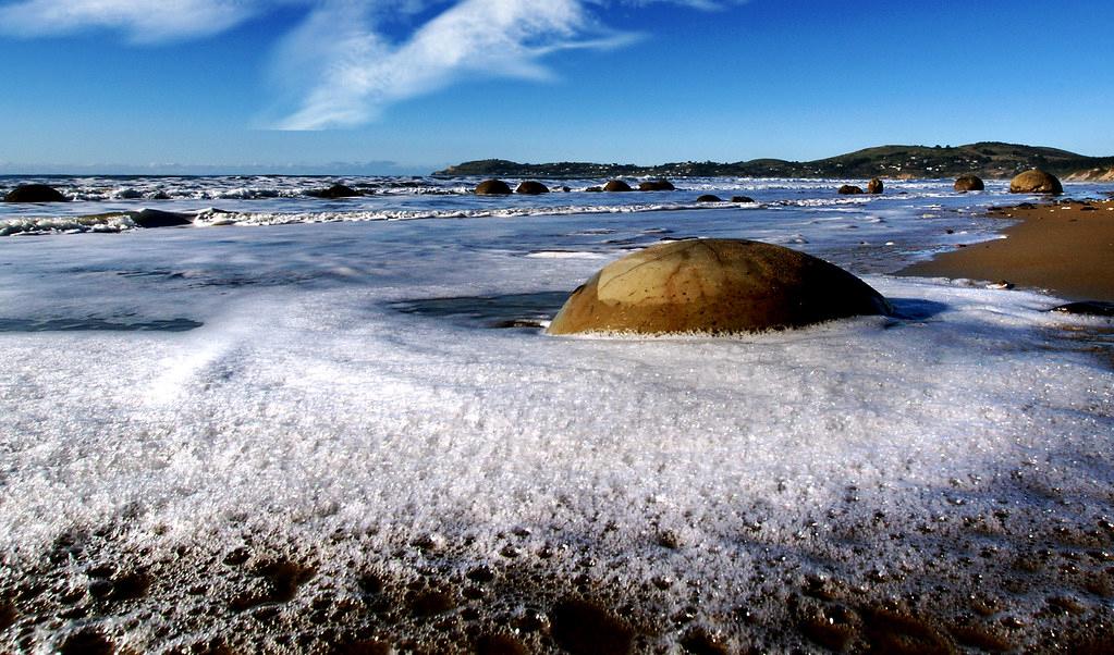 Sandee - Moeraki Boulders Beach