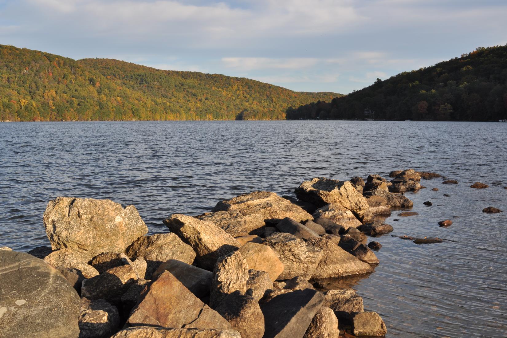 Sandee - Squantz Pond