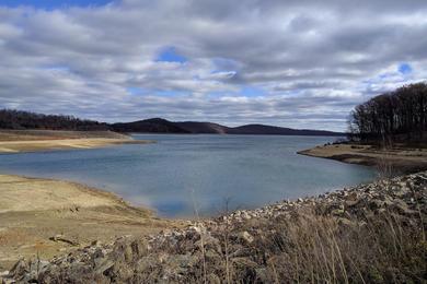 Sandee Round Valley Reservoir