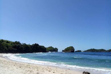 Sandee Gondo Mayit Beach