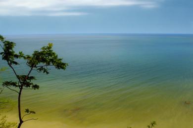 Sandee Erie Bluffs State Park