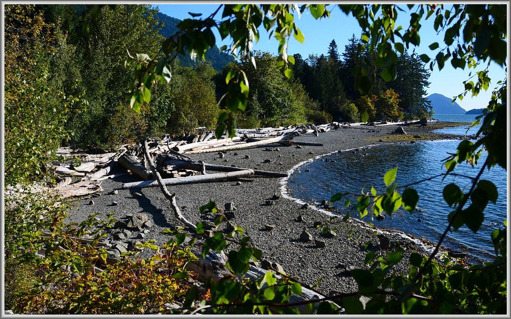 Sandee - HomePage / Lions Bay