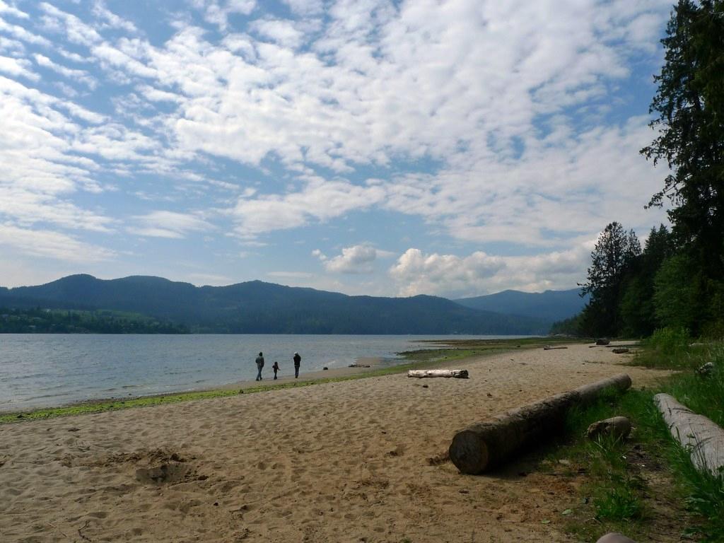 Sandee - HomePage / Sechelt