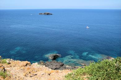 Sandee Lo Scoglio Beach