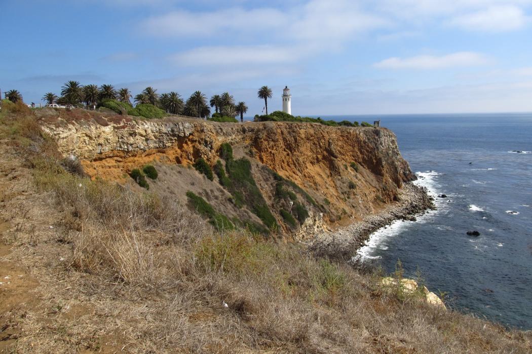 Sandee Point Vicente Photo