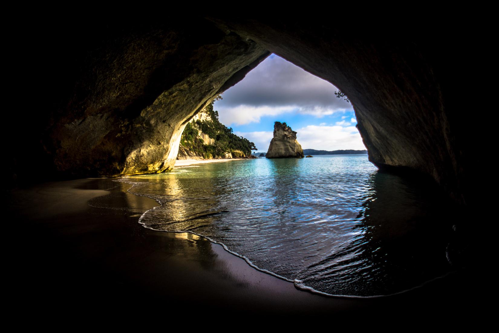 Sandee - Te Whanganui-A-Hei Marine Reserve