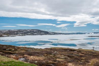 Sandee Hornindalsvatnet Lake