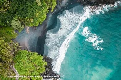 Sandee Honokalani Black Sand Beach