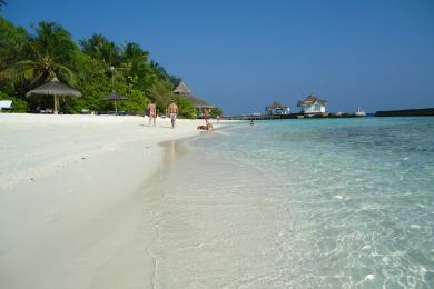 Sandee Ellaidhoo Island