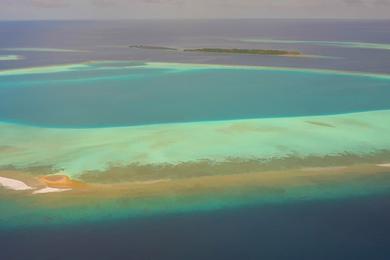 Sandee - Vilamendhoo Island