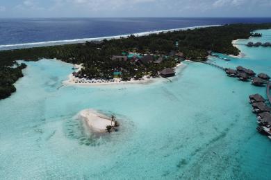 Sandee - Bora Bora Four Seasons Beach