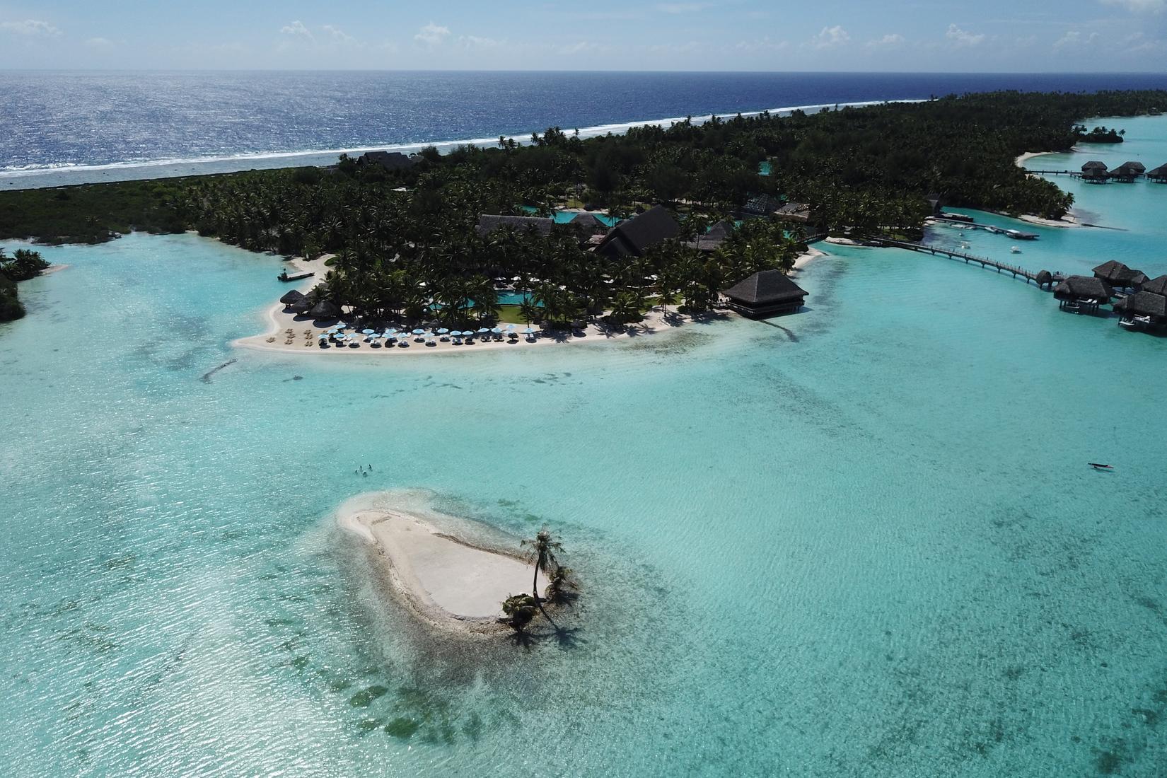 Sandee - Bora Bora Four Seasons Beach