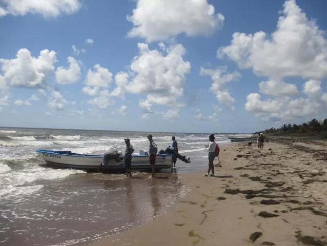 Sandee - Sandy Bay Sirpi Beach