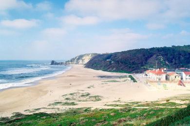 Sandee Praia De Paredes Da Vitoria