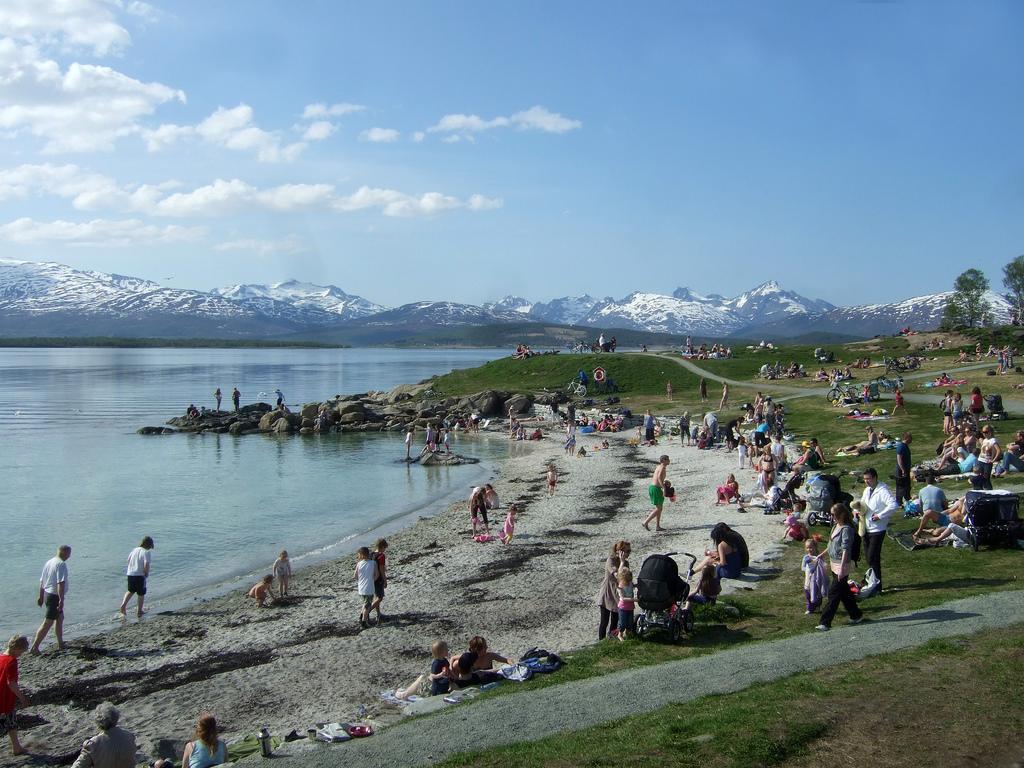 Sandee - Telegrafbukta Beach