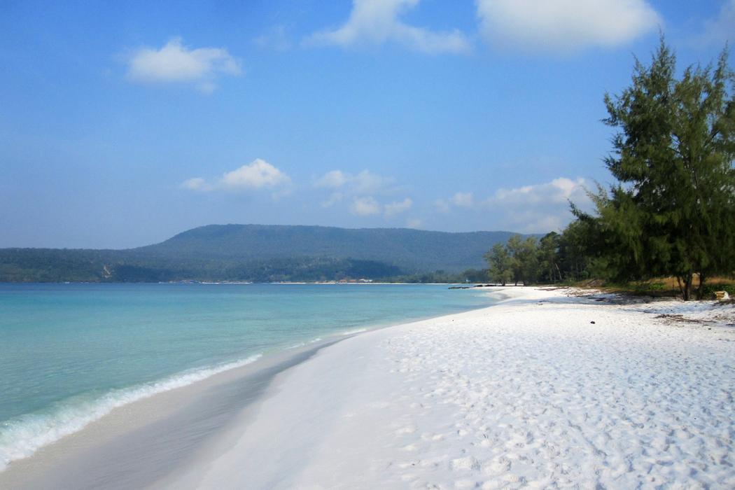 Sandee Lonely Beach Photo