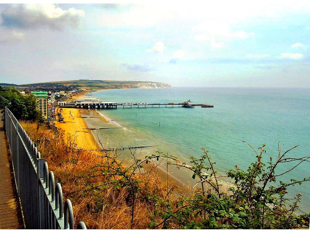 Sandee - Sandown Pier