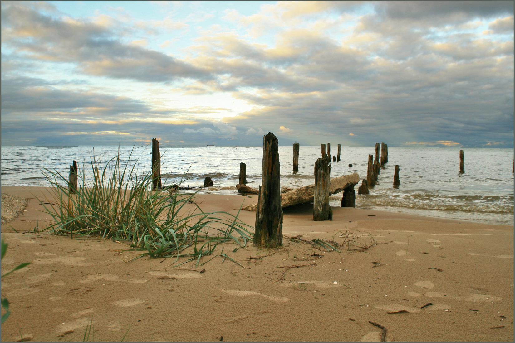 Sandee - Melnsils Beach