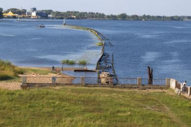 Sandee Kipsalas Beach