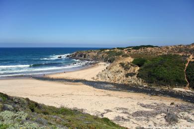 Sandee Praia Da Foz Dos Ouricos Photo