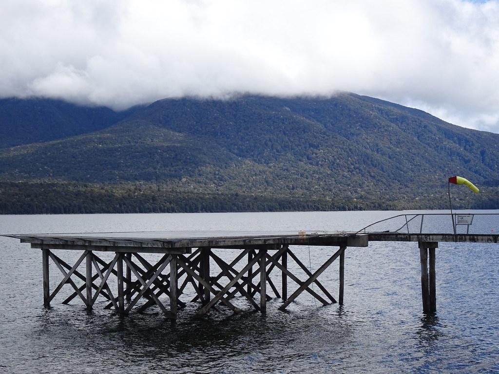 Sandee - Lake Te Anau