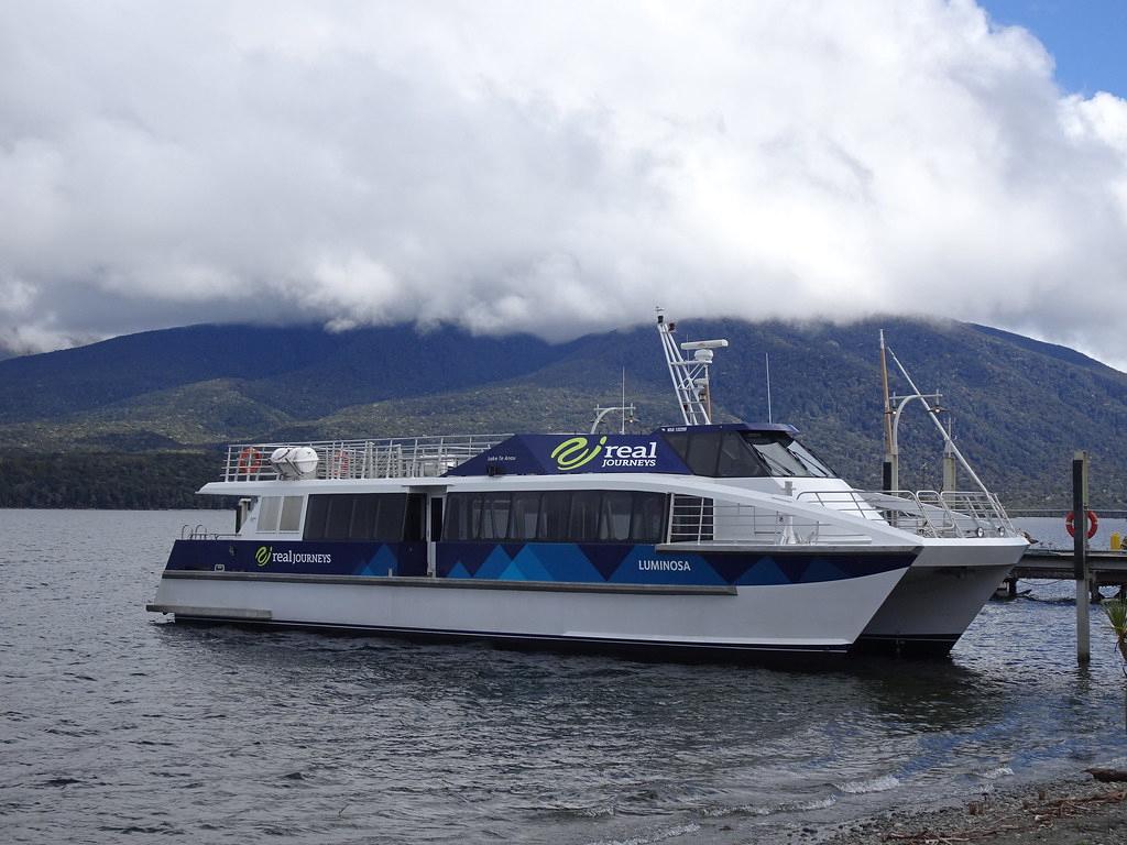 Sandee - Lake Te Anau