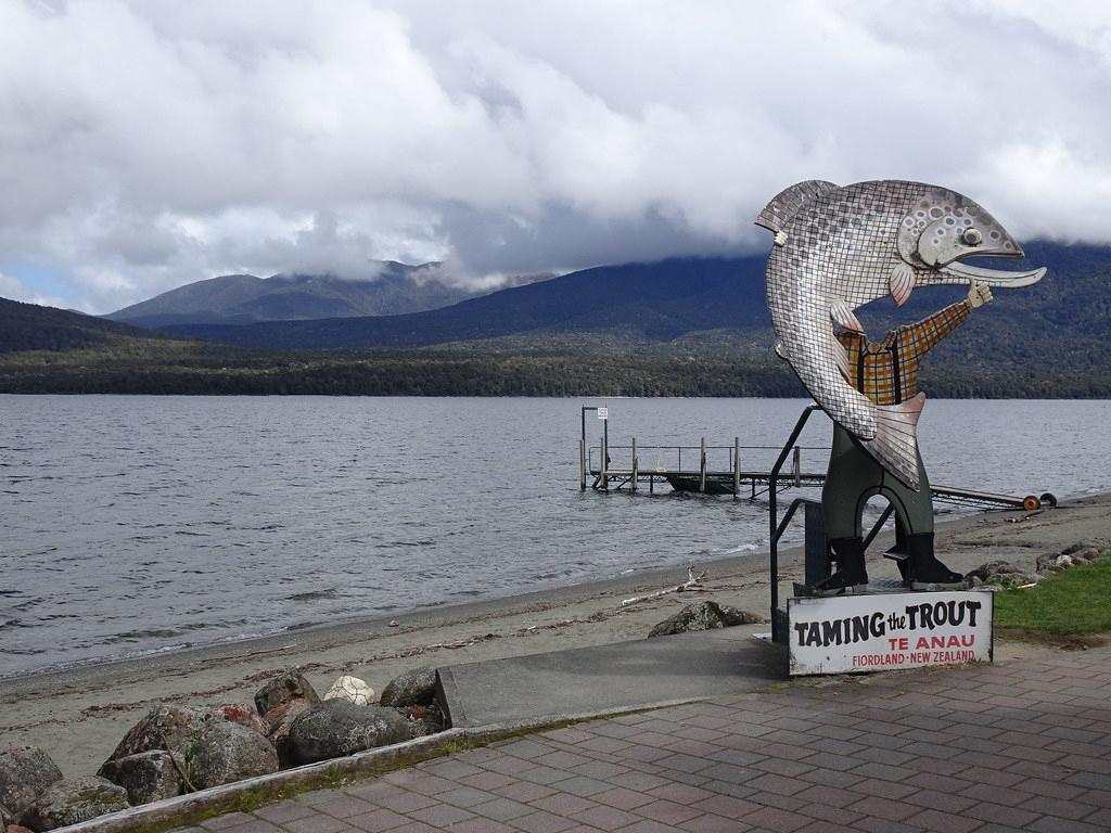 Sandee - Lake Te Anau