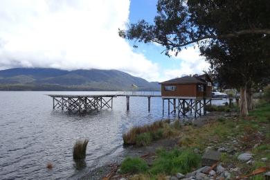 Sandee - Lake Te Anau