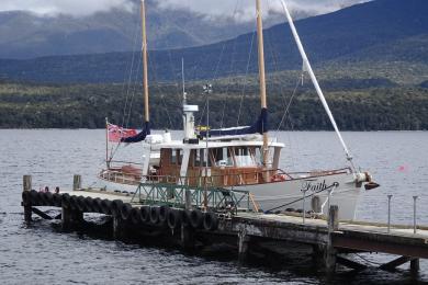 Sandee - Lake Te Anau