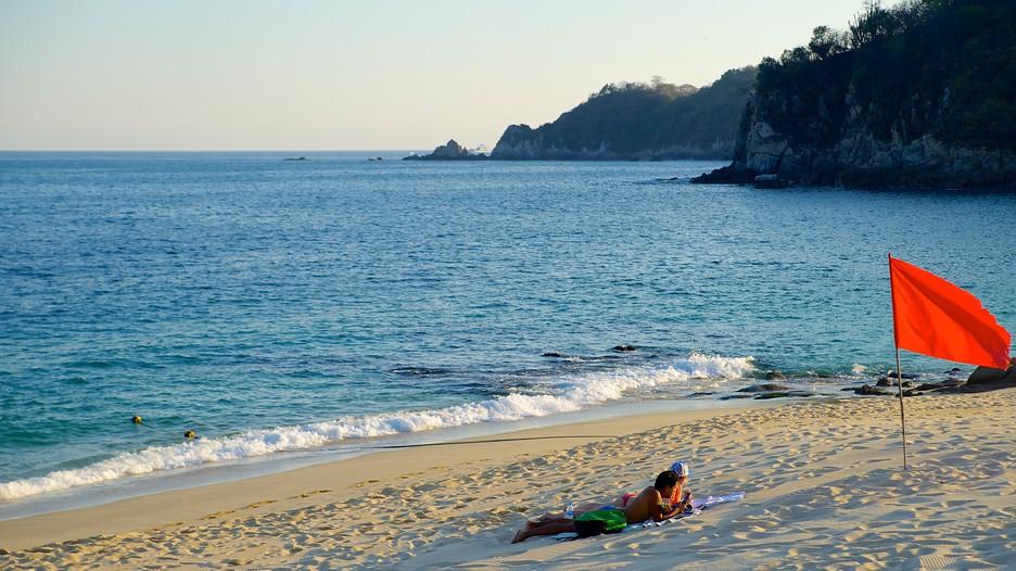 Sandee - Bahia De Chahue