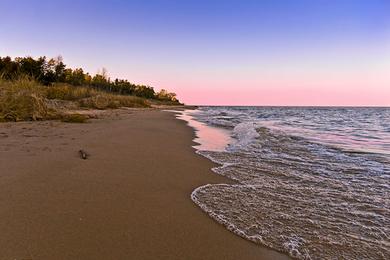 Sandee Point Beach Photo