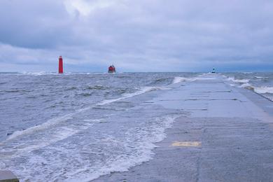 Sandee Wind Point Lighthouse Beach Photo