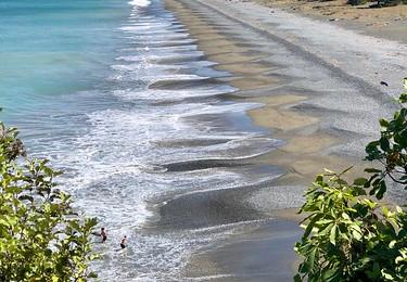 Sandee Apple Bay Beach
