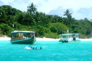 Sandee Bikini Beach- Guraidhoo Photo