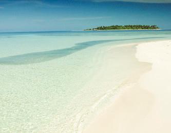 Sandee Thinadhoo Island Photo