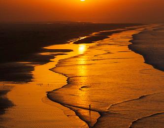 Sandee Golden Beach Kund Malir