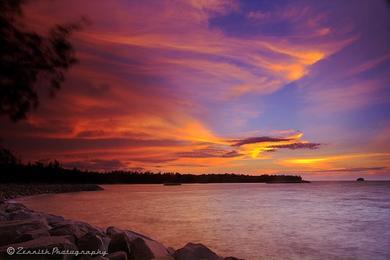 Sandee Tungku Beach Photo