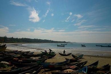 Sandee Murdeshwar Beach Photo