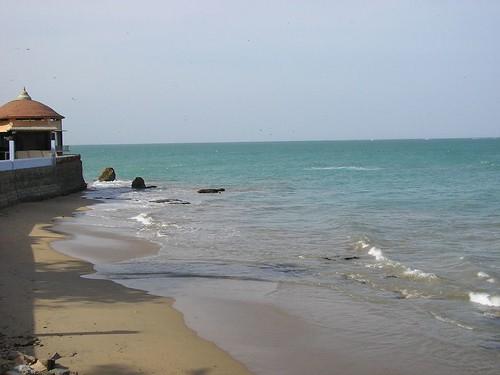 Sandee Tiruchendur Beach