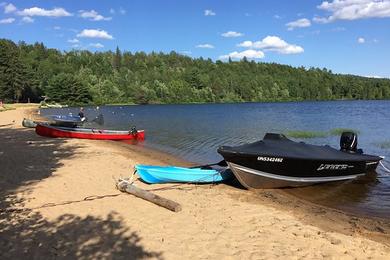 Sandee Canoe Beach