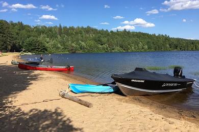 Sandee Canoe Beach Photo