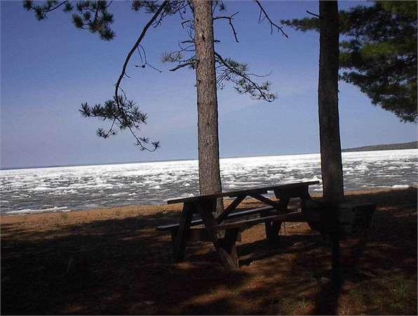 Sandee - Baraga Cliff Roadside Park