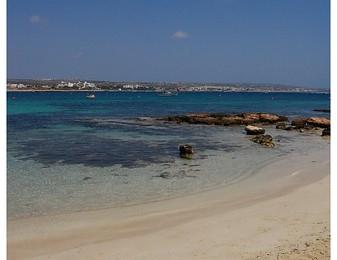 Sandee Makronissos Beach