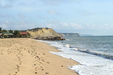 Sandee Sumbe Beach Photo