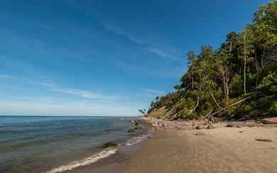 Sandee Giruliai Beach Photo