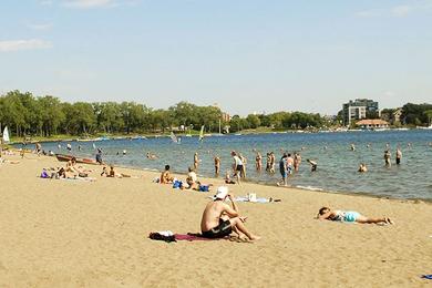 Sandee Lake Calhoun 32nd Beach